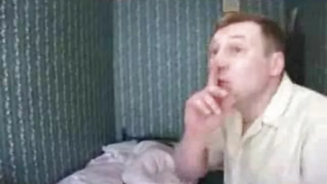 Bedste porno ingen registrering  Big sucking er en russisk mand, der kører dansk bedstemor sex bil