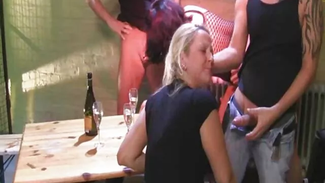 Bedste porno ingen registrering  Første liderlige modne damer analse for for unge studerende