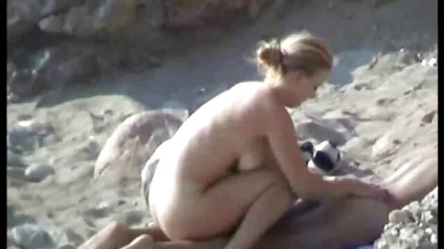 Bedste porno ingen registrering  Gamle lærer forfører en danish webcam sex beskidt blondine