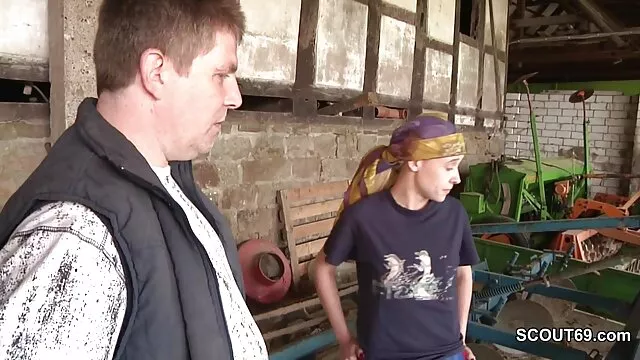 Bedste porno ingen registrering  Ama Poohing web sex dansk girl trækker ud sin fars mund og Peter Plys trækker en gris ved siden af den skrigende gris