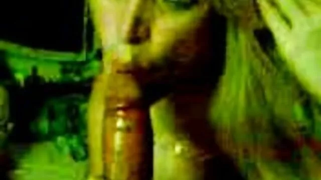 Bedste porno ingen registrering  Til IpaD skubbede han blondinen dansk sex video med Martins tunge og hendes våde hul.
